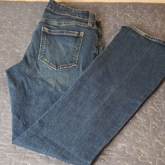 Old Navy The Diva Classic Blue Denim Jeans size 8 - Picture 1 of 6